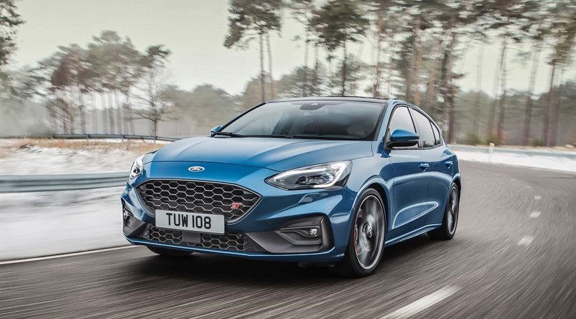 Front of the Ford Focus ST 2019